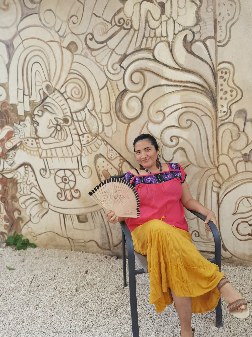 Mural cosmovisión maya
café del sol, in front of the Santana&nbsp;park